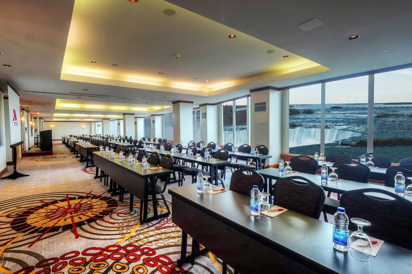 Marriott Fallsview & Hotel 4*