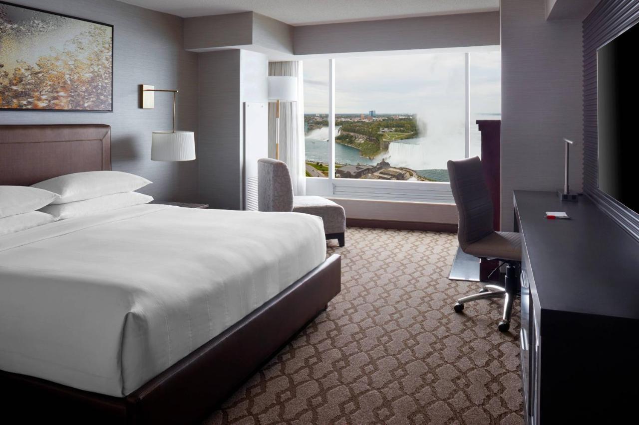 Marriott Fallsview & Hotel Niagara Falls